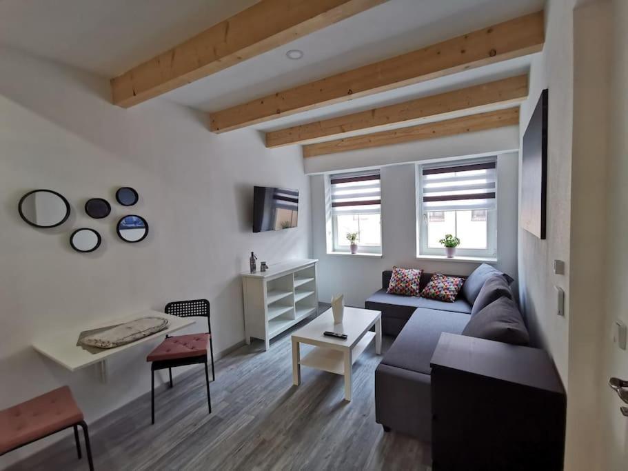Altstadt-Apartment & Fewo Og Fuer Max 3 Pers Haldensleben Esterno foto